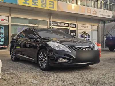 현대 그랜저 HG 2024년 12월 10일 사진 3 · 외관