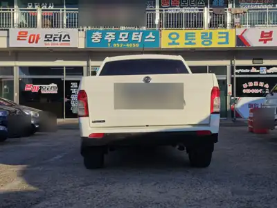 쌍용 코란도 스포츠 2024년 12월 27일 사진 10 · 외관
