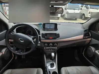 르노삼성 SM3 2025년 5월 27일 사진 18 · 실내