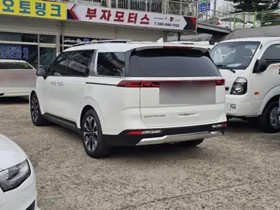 기아 카니발 4세대 날짜 미상 사진 7 · 외관