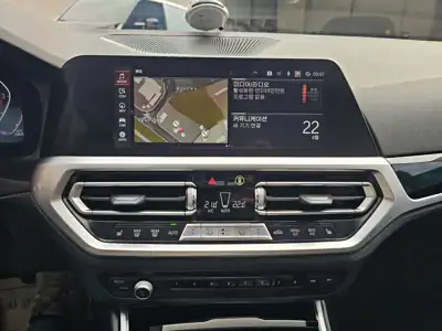 BMW 320i 사진 11 · 실내