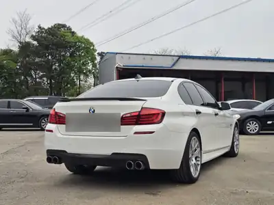 BMW 520d M 스포츠 사진 3 · 외관