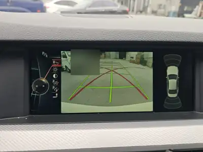 BMW 520d M 스포츠 사진 12 · 실내