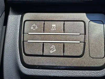 쌍용 티볼리 아머 VX 2WD 사진 13 · 실내