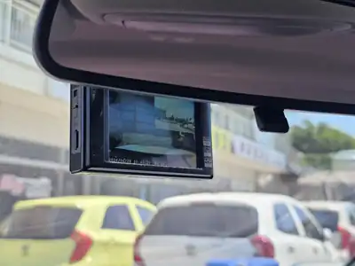 쌍용 티볼리 아머 VX 2WD 사진 18 · 실내